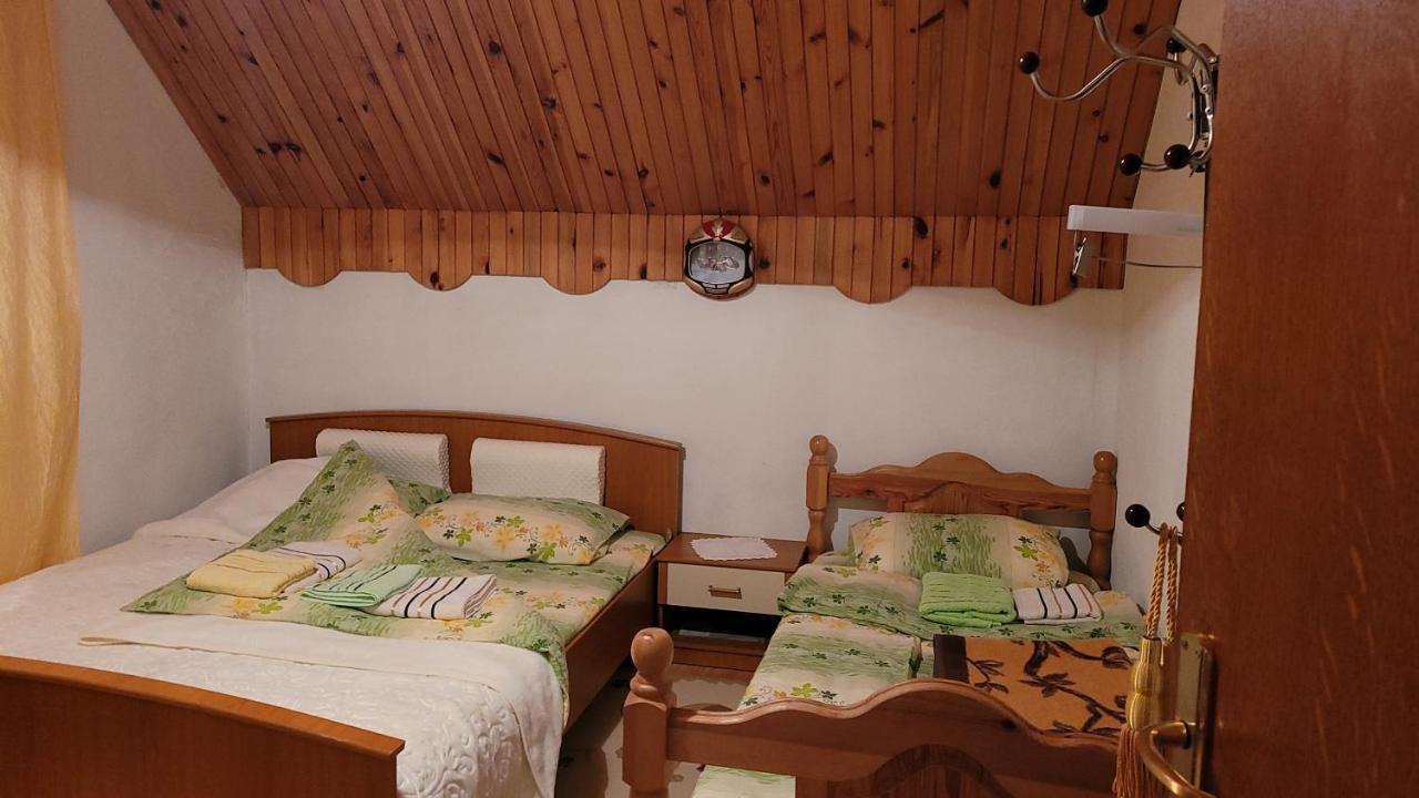 Guesthouse Mijatovic Žabljak Buitenkant foto